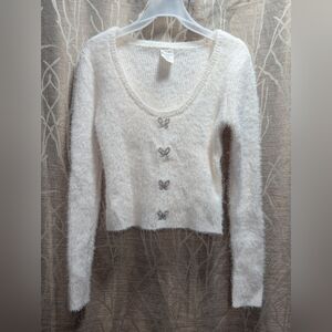 No Boundaries Cream‎ Fuzzy Sweater